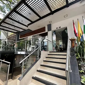 *** Hotel Merlott Lleras Colombia